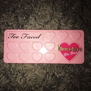 Too Faced chocolate bon bon palette 🍬